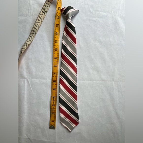 Boys Clip On Neck Tie - Picture 4 of 4